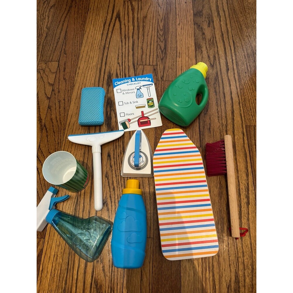 Melissa & Doug Deluxe Cleaning & Laundry Play Set